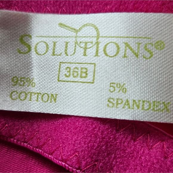 Barbie Pink T Shirt Padded Shelf Bra Sleeveless Cotton Tank Top 36B Casual Y2K - Picture 7 of 8